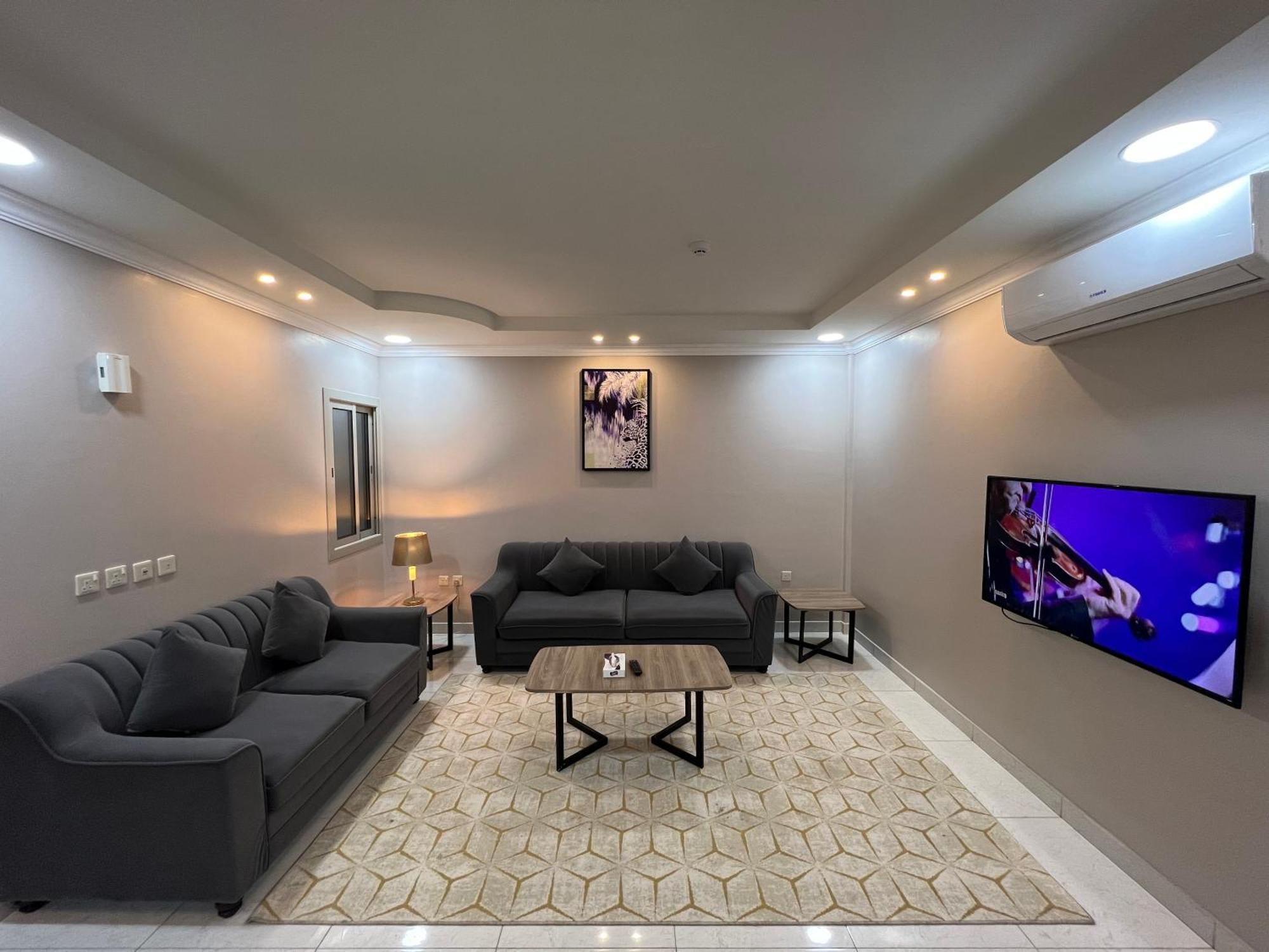 ليالي الشرقية لشقق المخدومة Apartment *
